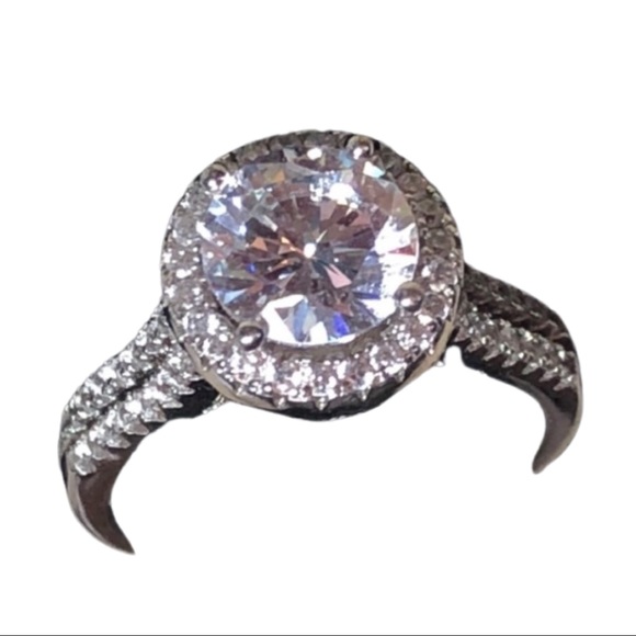 ๐จ50% off! Sterling Silver Engagement Ring 5A Excellent Ring! - Picture 10 of 16